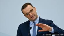 Berlin Minister Spahn zu Impfstrategie