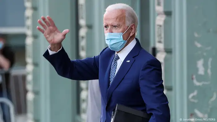 USA Joe Biden mit Atemschutzmaske in Wilmington, Delaware