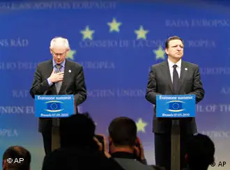 欧盟理事会主席范隆佩（左）和欧盟委员会主席巴罗佐