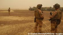 França deverá anunciar redução de presença militar no Sahel em fevereiro