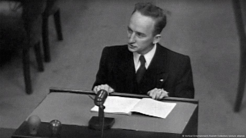 Ben Ferencz: D-Day vet, Nuremberg prosecutor, ICC visionary