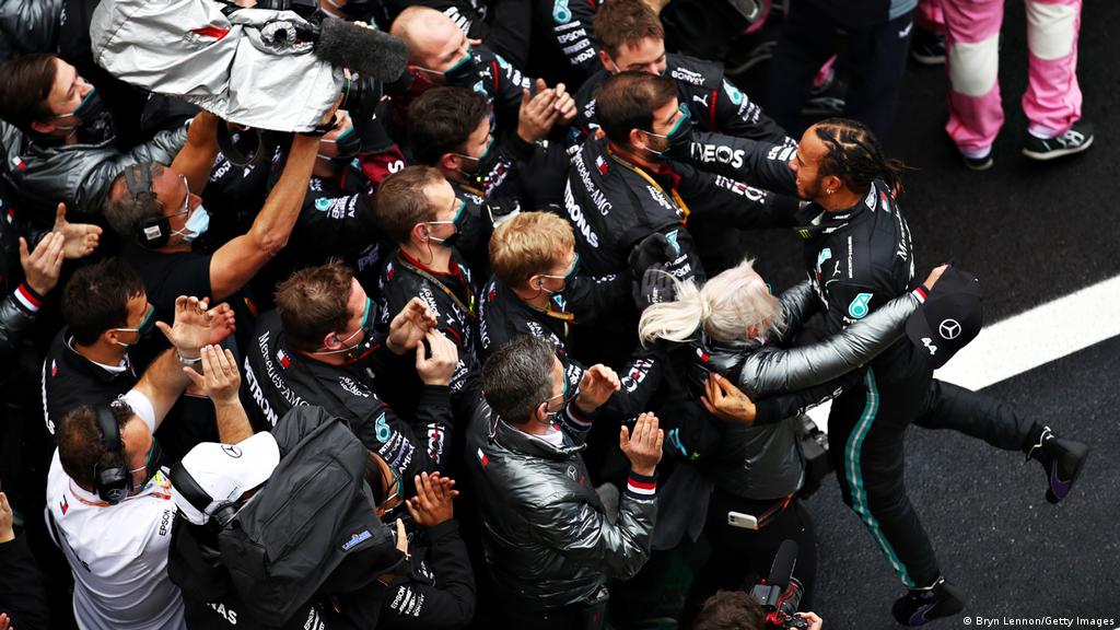lewis hamilton team 2020