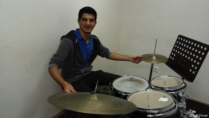 Kemal Kurkut müzik öğrencisiydi 