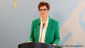 Deutschland Berlin Grundsatzrede Annegret Kramp-Karrenbauer