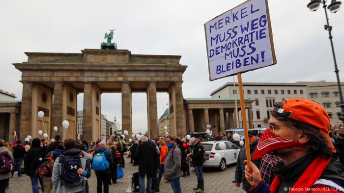 Deutschland Berlin | Proteste gegen Coronamaßnahmen