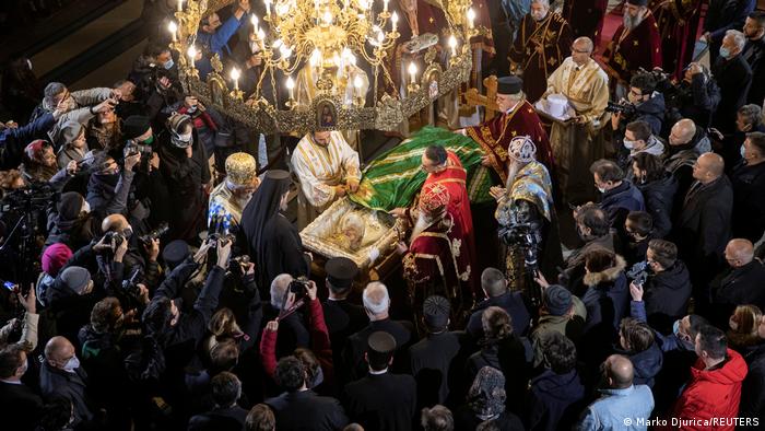 Serbien Patriarch Irinej an Corona gestorben