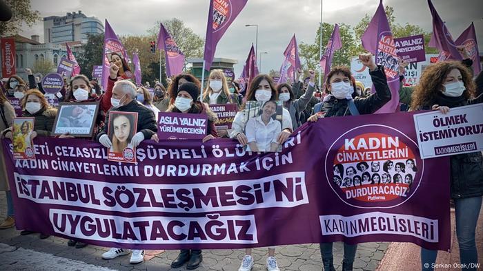 Türkei Istanbul | Protest von Frauen gegen Gewalt