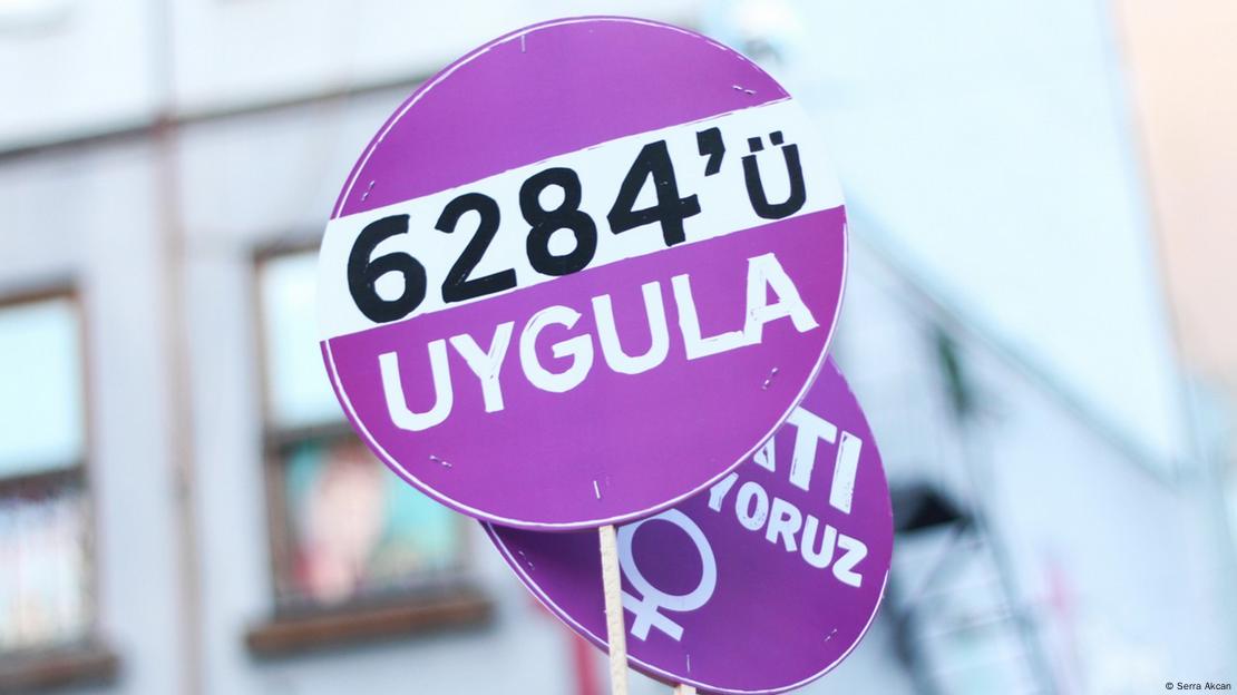 Kadın hakları savunucuları, kadına karşı şiddetle mücadele için 6284 sayılı kanunun uygulanmasını talep ediyor
