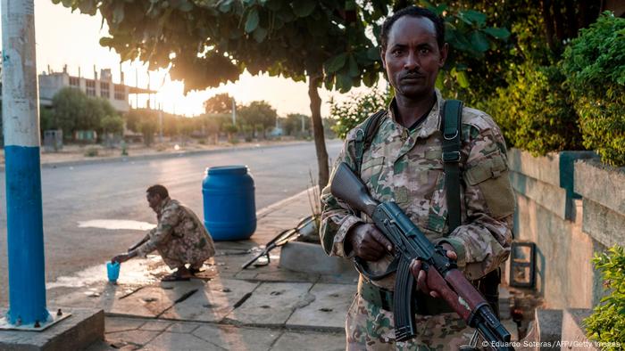 Two Ethiopian soldiers