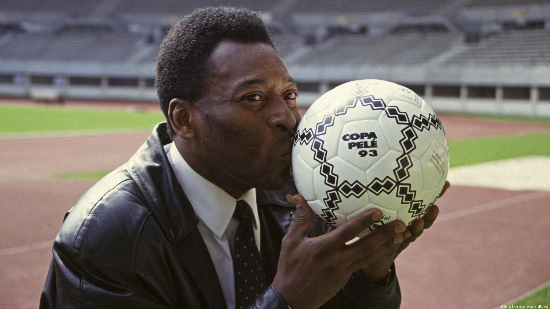 Pelé” foi adicionado ao dicionário de português como um adjetivo. O n