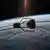 Gambar ilustrasi puing pesawat luar angkasa
