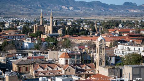 Κύπρος: "Εγκάρδια" συνάντηση Χριστοδουλίδη-Ερχιουρμάν - εικόνα 1