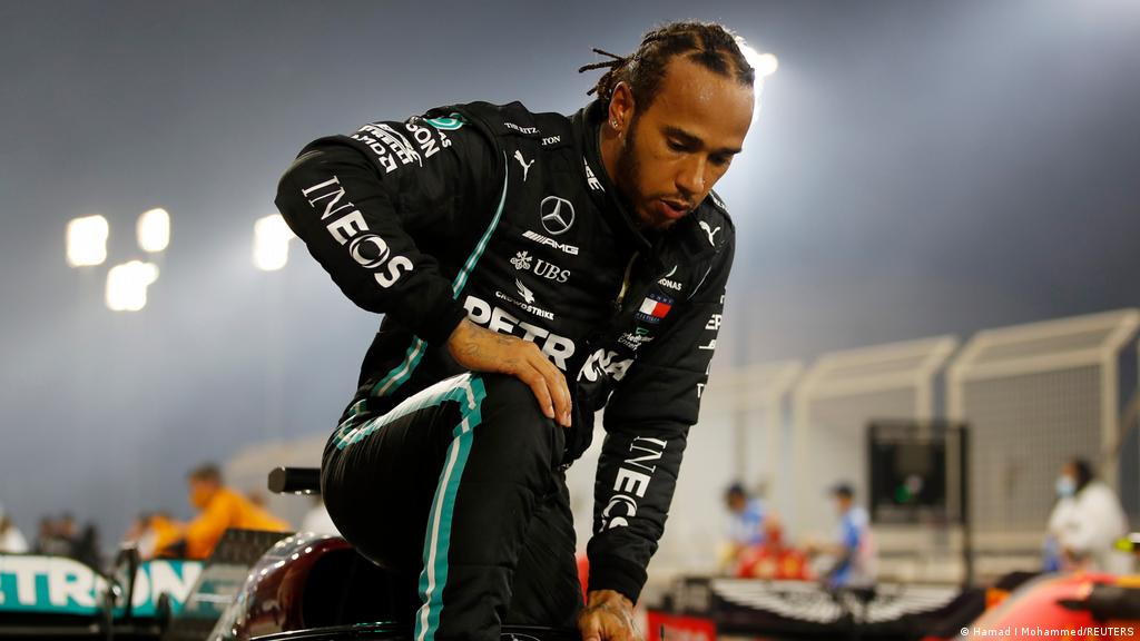 Lewis Hamilton / Lewis Hamilton Becomes F1 S Highest Paid Driver With Nearly 500 Million In Career Earnings