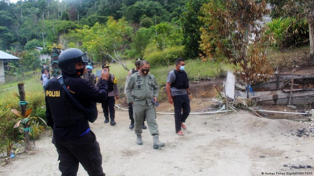 Kelompok Teroris Mit Bukan Isu Sara Hingga Pengerahan Militer Indonesia Laporan Topik Topik Yang Menjadi Berita Utama Dw 01 12 2020