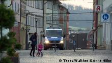 Die Polizei ist in Hildburghausen ständig präsent, um mögliche Verstöße gegen die Corona-Maßnahmen zu verhindern
