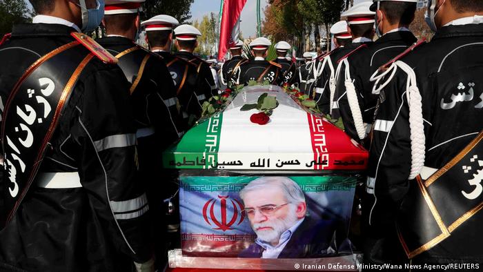 Iran Teheran | Beisetzung des getöteten iranischen Atomforschers Mohsen Fachrisadeh