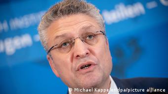 O πρόεδρος του RKI Λόταρ Βίλερ