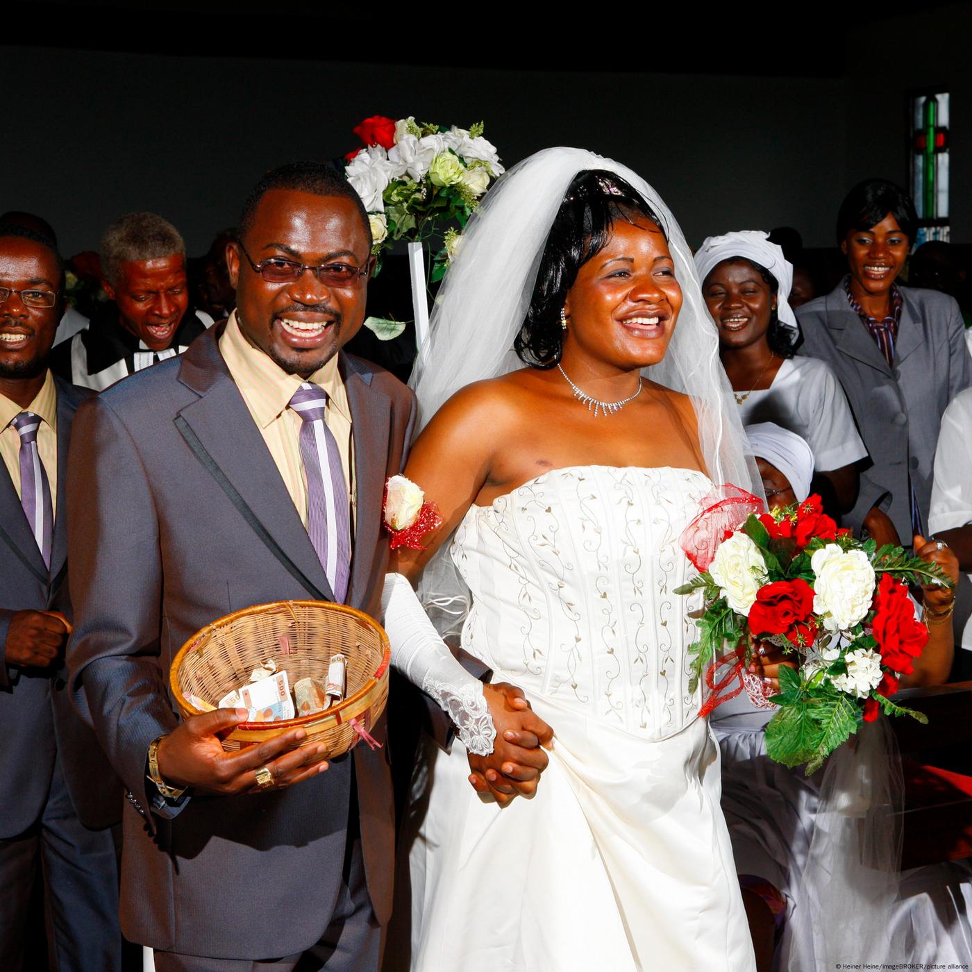 The 77 Percent —Is signing a prenup 'un-African'? thumbnail