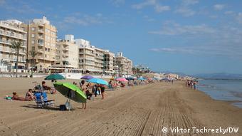 Испанские пляжи этим летом были почти пустыми 