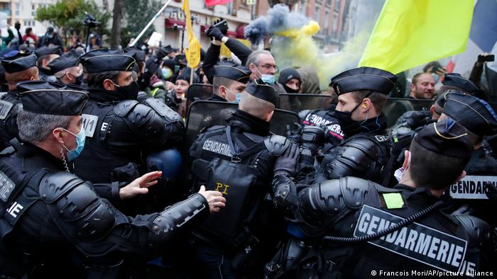Frankreich I Polizei-Demo in Paris
