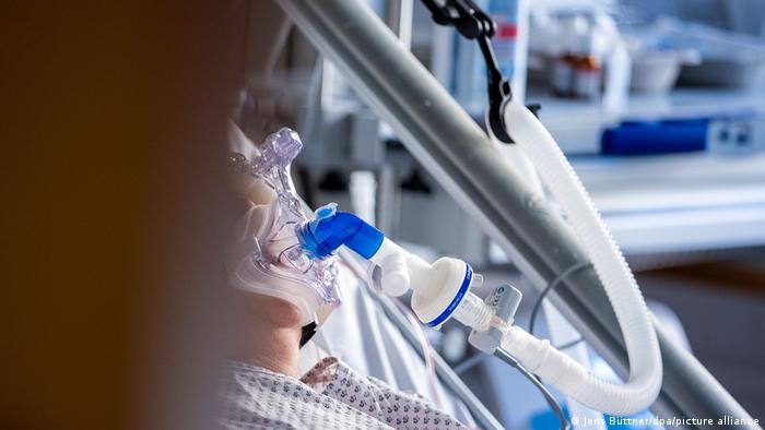 Смъртността при Ковид-19 е много по-висока от тази при обикновения