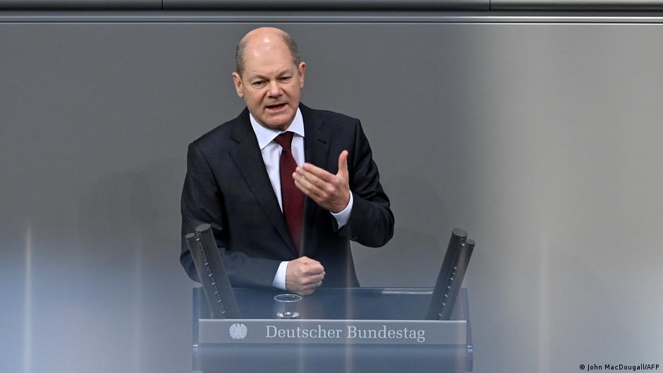 Deutschland Politik l Bundestag - Haushaltswoche, Olaf Scholz 