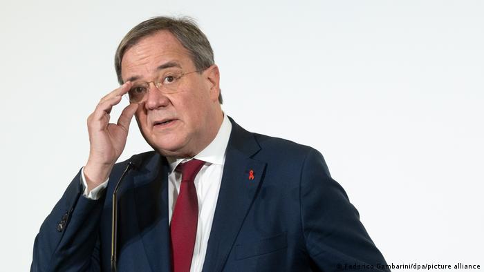 Deutschland Ministerpräsident Laschet für Jahreswechsel-Lockdown