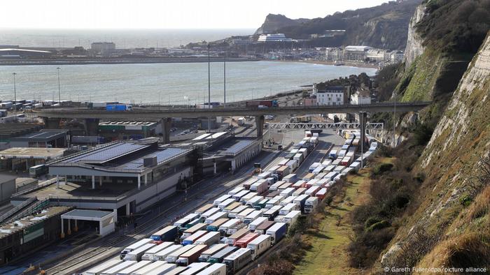 Un goulot d'étranglement au pont terrestre du port de Douvres 