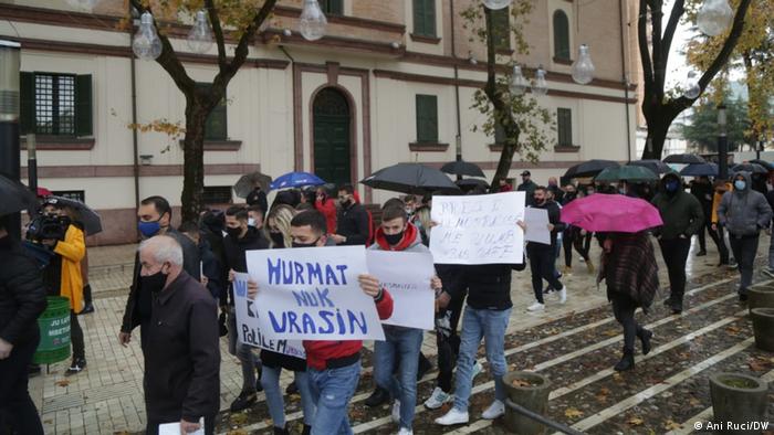 Albanien Protest gegen Polizeigewalt in Tirana