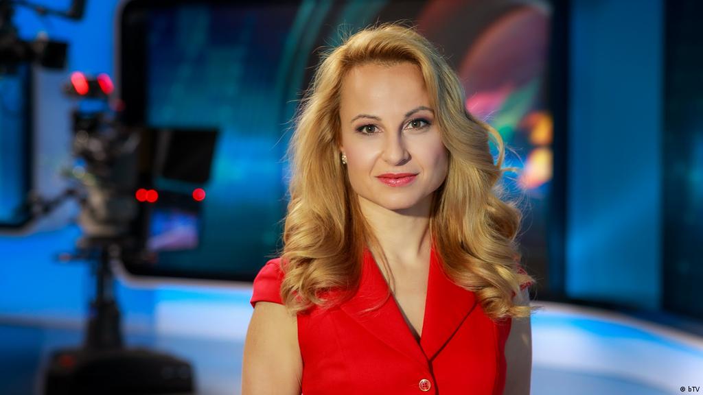Мария Цънцарова, която зададе едни от най-неудобните въпроси през 2020 |  Новини и анализи от България | DW | 10.12.2020