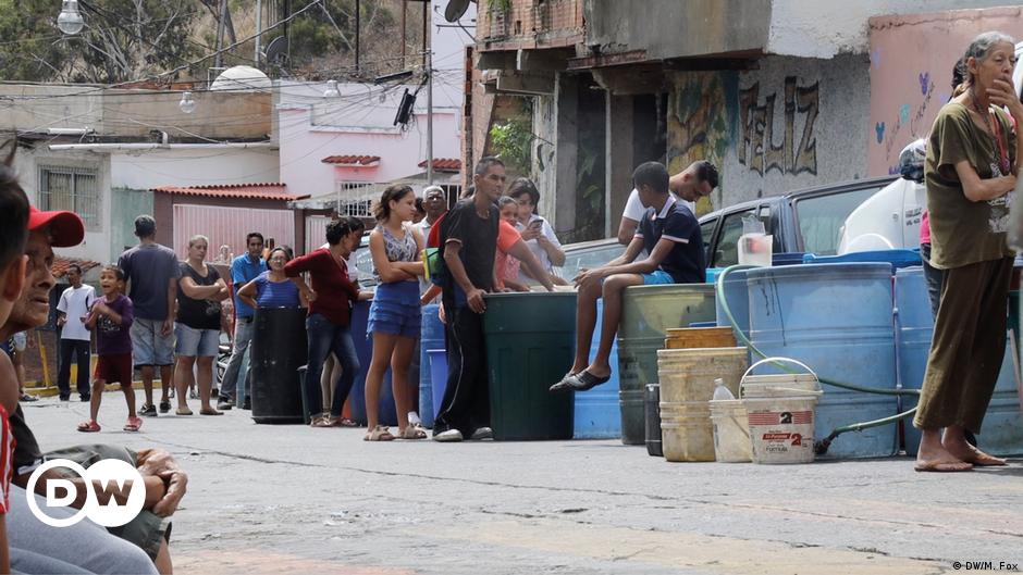 Жизнь в Венесуэле: Мадуро, нефть и нищета (фотогалерея)