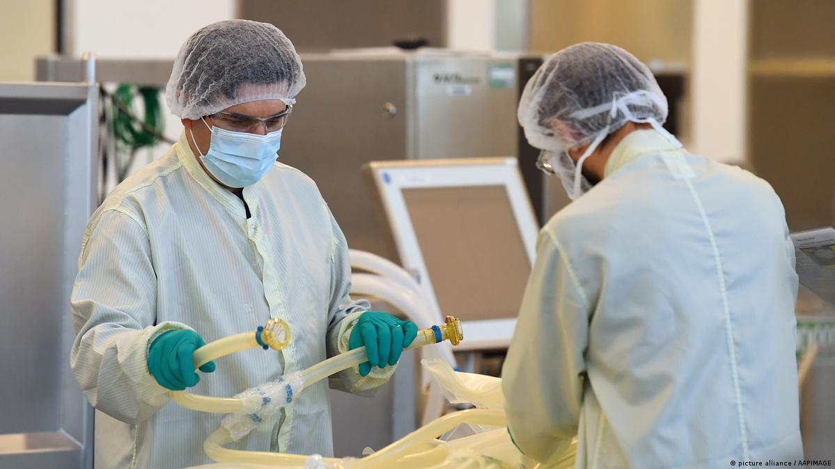 Australian vaccine trials stopped due to HIV false positives DW 12