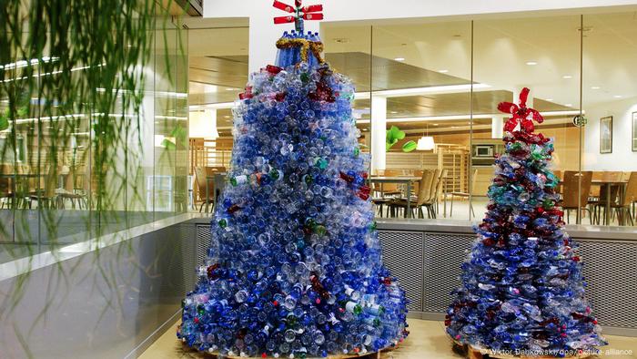 25 Best Images Christmas Decor Using Plastic Bottles  How To Diy