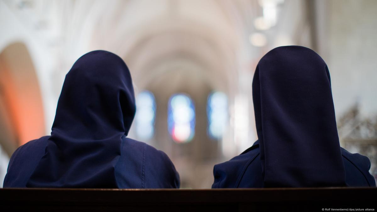 German nuns accused of enabling child sex abuse – DW – 12/11/2020