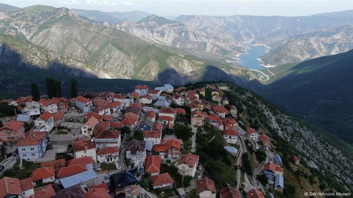 Село Гургурница - на 40 километра от Тетово