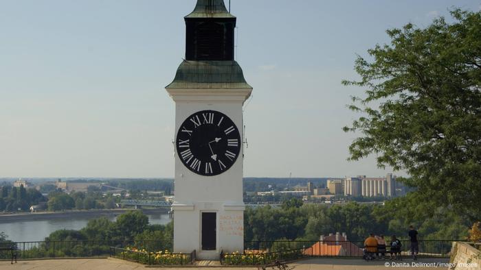 Novi Sad.  drunk clock