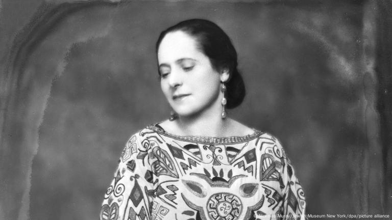 Helena Rubinstein – Empress of the Beauty Business, Article