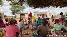Moçambique: Teatro e rádio para combater a caça furtiva