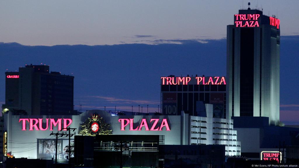 Us Atlantic City Auctions Off Demolition Of Trump Plaza Hotel And Casino News Dw 17 12 2020