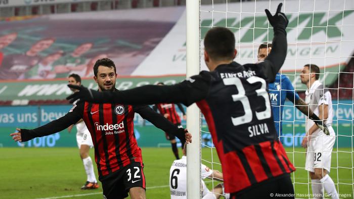 FC Augsburg vs Eintracht Frankfurt.