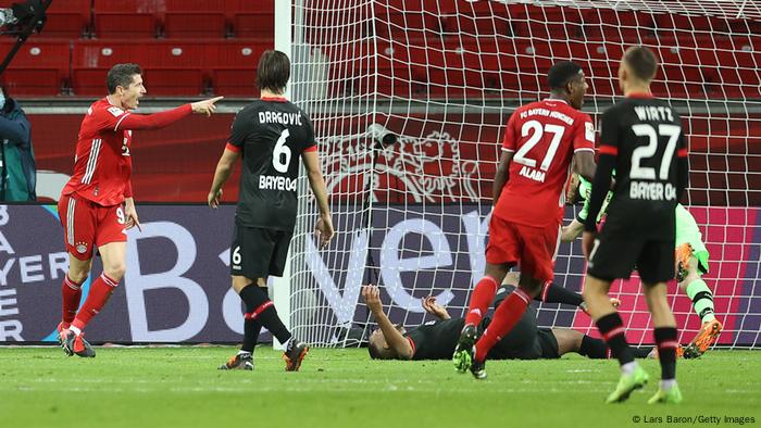 Bayer 04 Leverkusen v FC Bayern München.