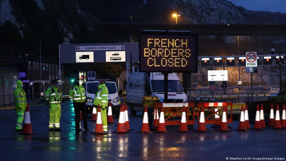 New COVID strain: A fresh blow to Britain′s economy | Business| Economy and finance news from a German perspective | DW - Vimarsana News