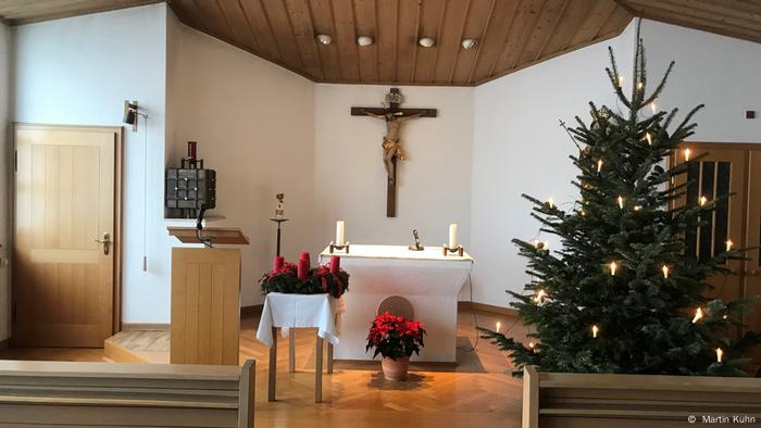 Christmas Eve English Church In Munich 2022 Coronavirus Pastoral Care: Between Christmas Spirit And End-Of-Life Care |  Germany | News And In-Depth Reporting From Berlin And Beyond | Dw |  23.12.2020