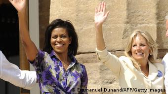 Το πρόγραμμα Joining Forces είχε ξεκινήσει το 2011 με την πρωτοβουλία της τότε Πρώτης και Δεύτερης Κυρίας των ΗΠΑ