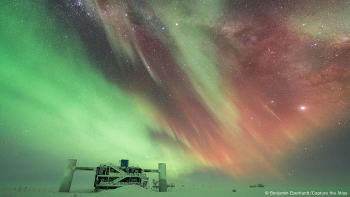 South Pole southern lights