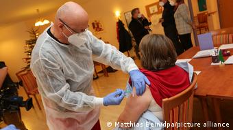 Στο κρατίδιο Σαξονία-Άνχαλτ ο πρώτος εμβολιασμός έγινε το Σάββατο.