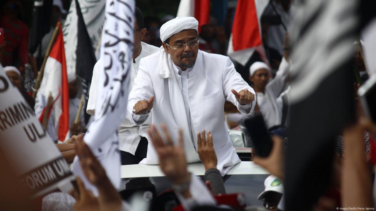 Habib Rizieq Bebas, Kemenkumham: Sudah Penuhi Syarat – DW – 20.07.2022