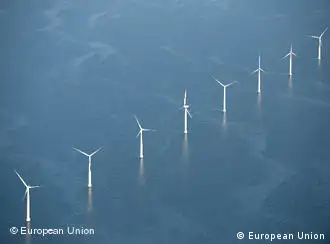 丹麦萨姆索岛的海上风力电站是欧洲风力发电的最新创举
