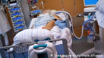 ​​Διασωληνωμένος ασθενής σε γερμανικό νοσοκομείο