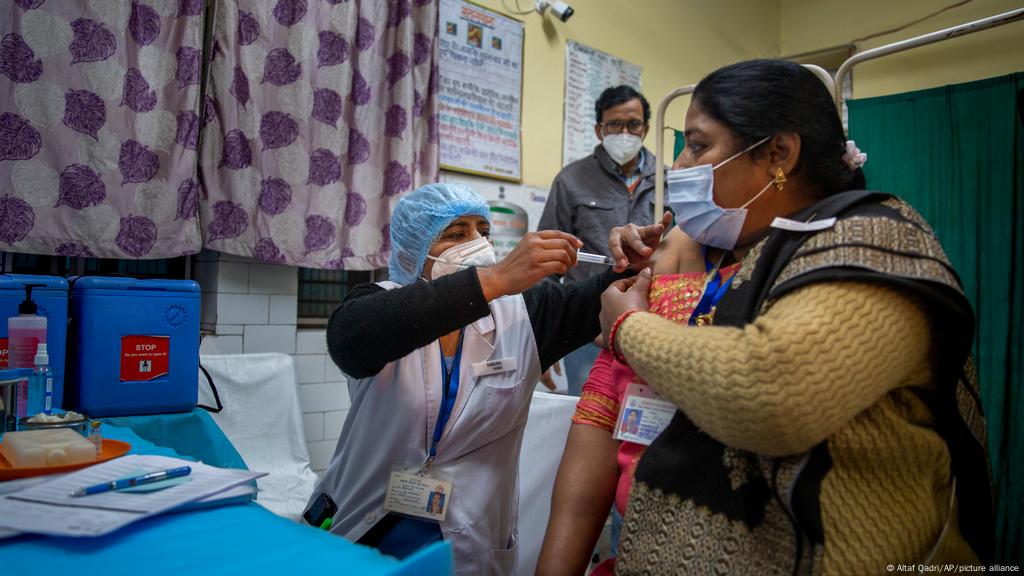 Has India S Coronavirus Vaccine Diplomacy Hit A Hurdle Asia An In Depth Look At News From Across The Continent Dw 22 03 2021